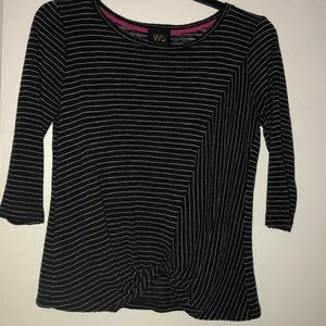 Like new W5 knit top